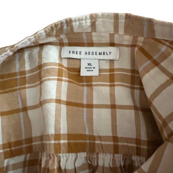 Free Assembly Brown White Plaid Long Sleeve Button Down • Used • Size: Large - Picture 7 of 7